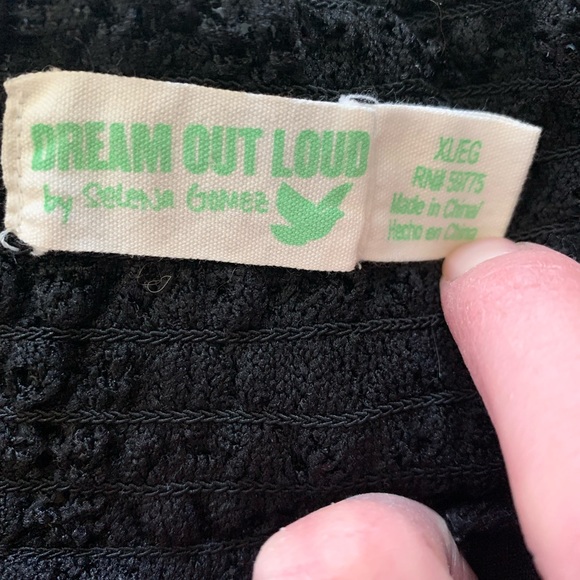 Gently used XL black lace layered skirt,$7 - Picture 4 of 4